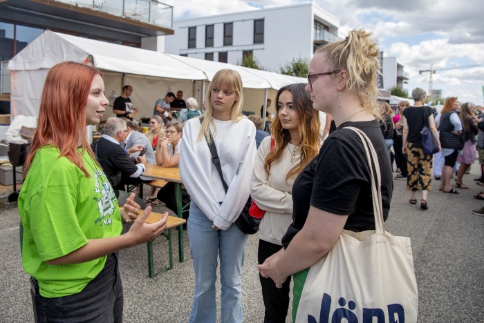 Mange af de elever, som Katja Strøm talte med under Klimafolkemødet i Middelfart var optagede af, at de ikke kommer til at lukke nogle døre, når de træffer et uddannelsesvalg. Og det gør man ikke med en EUX. Men den er heller ikke for alle.